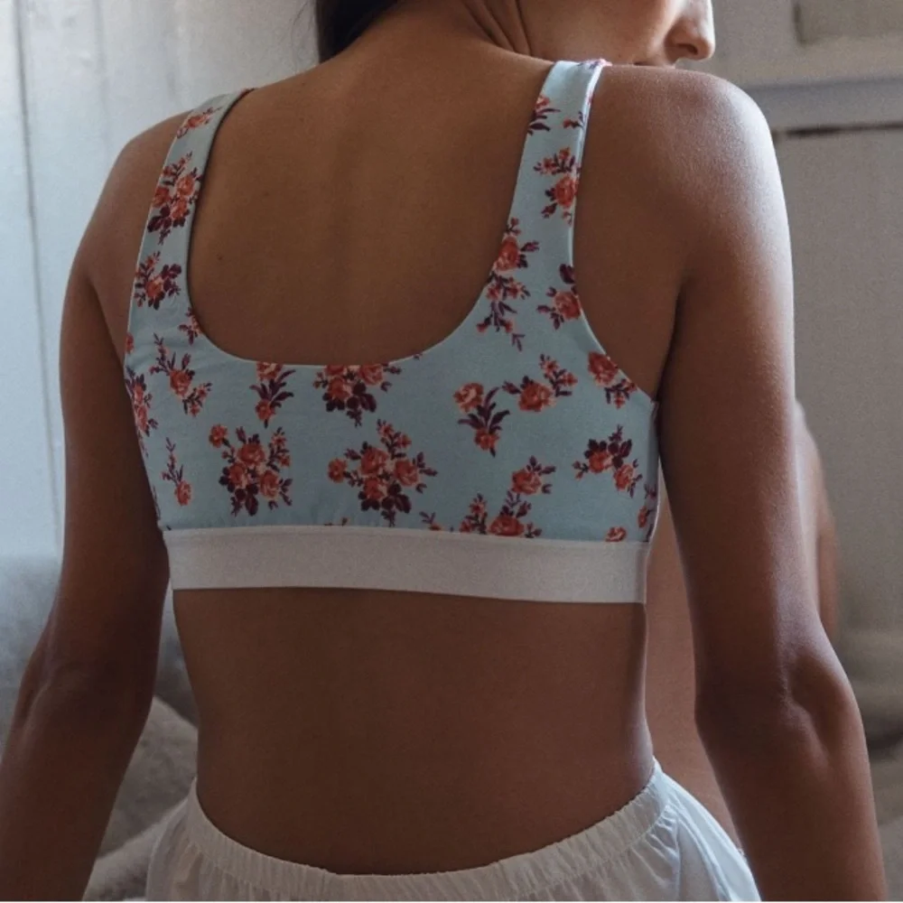 Lyre Bird Floral Scoop Bralette in Light Blue Floral Size Xl